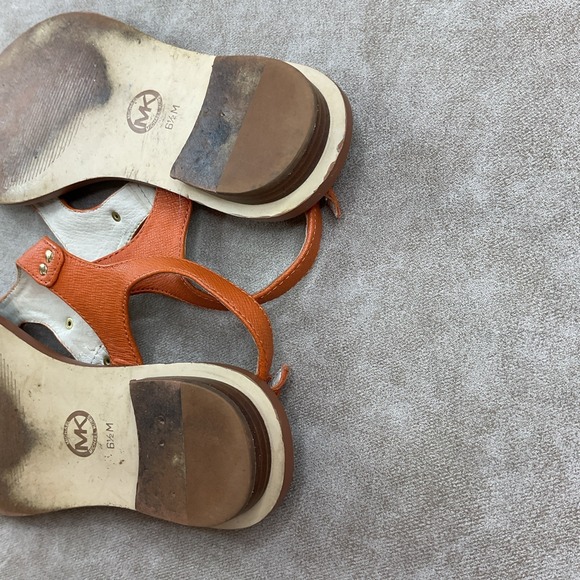 Michael Kors Sandals MK Gold Logo Plate Thong Sandals Orange Women Sz 6.5 - Picture 8 of 14